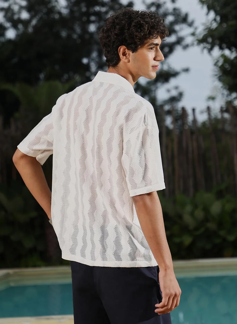 Campus Sutra Campus Sutra Men Swirl Flat-Knit Resort Oversized Shirt | Cuban Collar Short Regular Sleeves | Button Closure Straight Hem | Solid Jacquard | Knitted Fabric For Casual & Vacation Wear | Cloud White