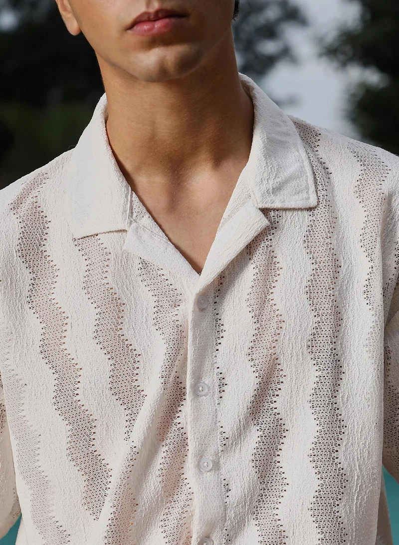 Campus Sutra Campus Sutra Men Swirl Flat-Knit Resort Oversized Shirt | Cuban Collar Short Regular Sleeves | Button Closure Straight Hem | Solid Jacquard | Knitted Fabric For Casual & Vacation Wear | Cloud White