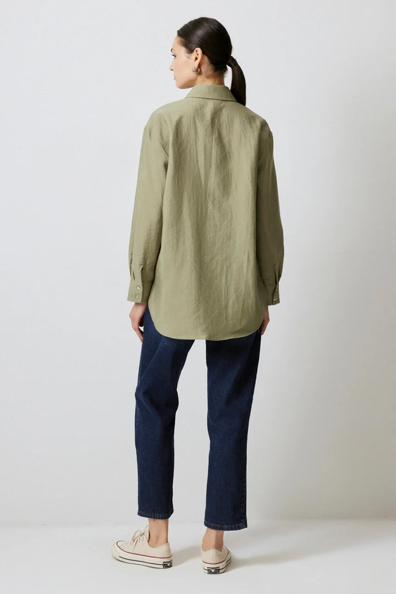 توتشي Embroidered Detailed Mugra Shirt