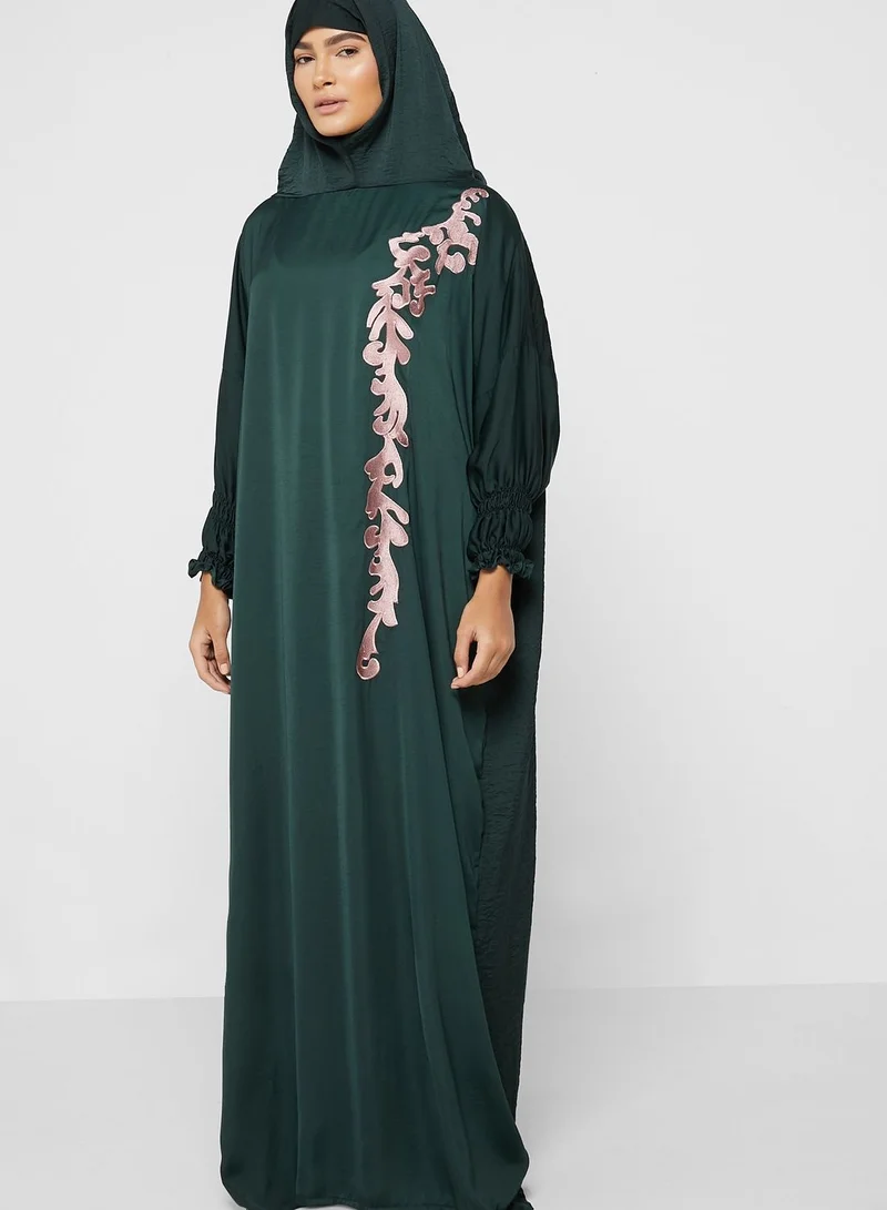 hayas closet Embroidered Detail Cuff Prayer Dress