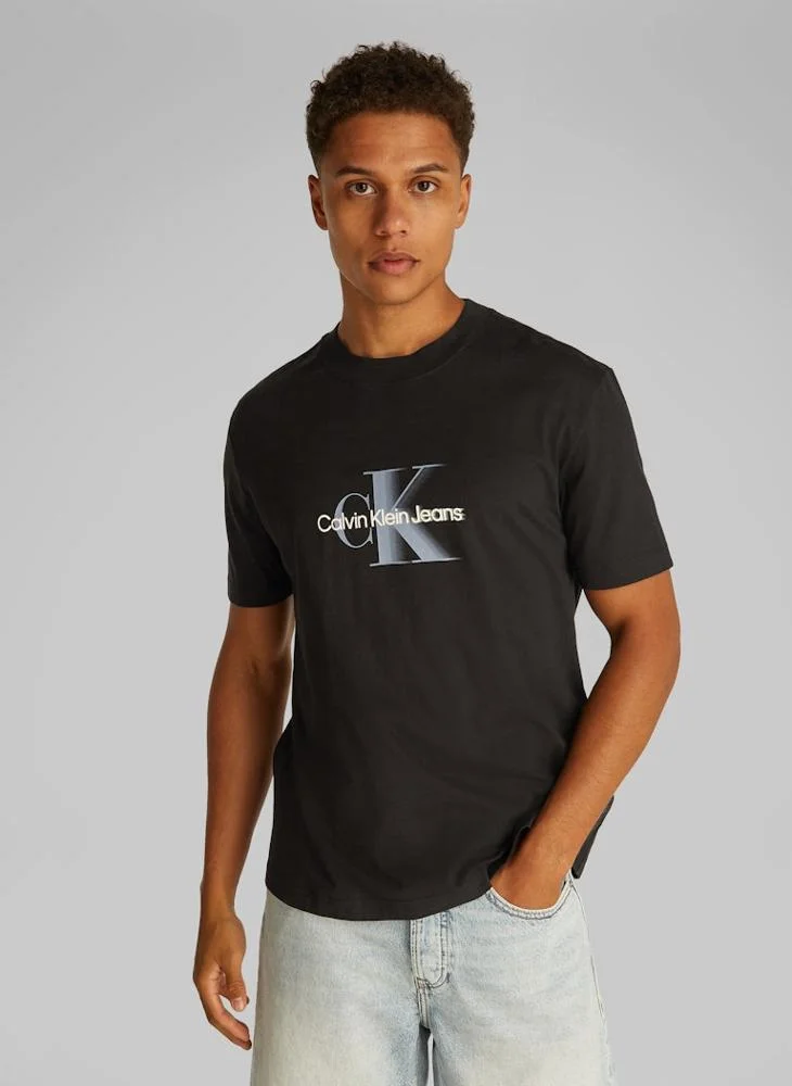 كالفن كلاين جينز Logo Crew Neck T-Shirt