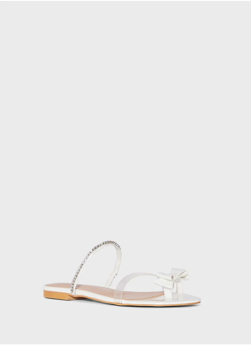 جينجر Diamante Bow Toe Post Flat Sandal