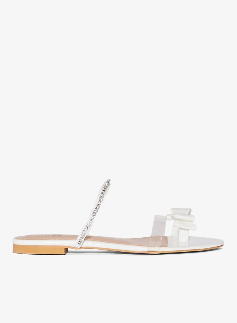 جينجر صندل مسطح بحلية فيونكة من ديامانتي