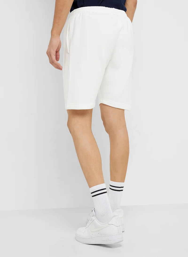 سفنتي فايف بيسيكس شورت أساسي