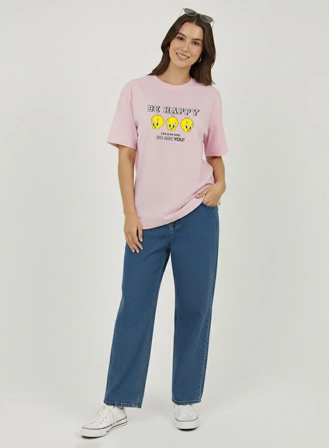 لوني تونز تيشيرت عصري بياقة مستديرة وطبعة جرافيك