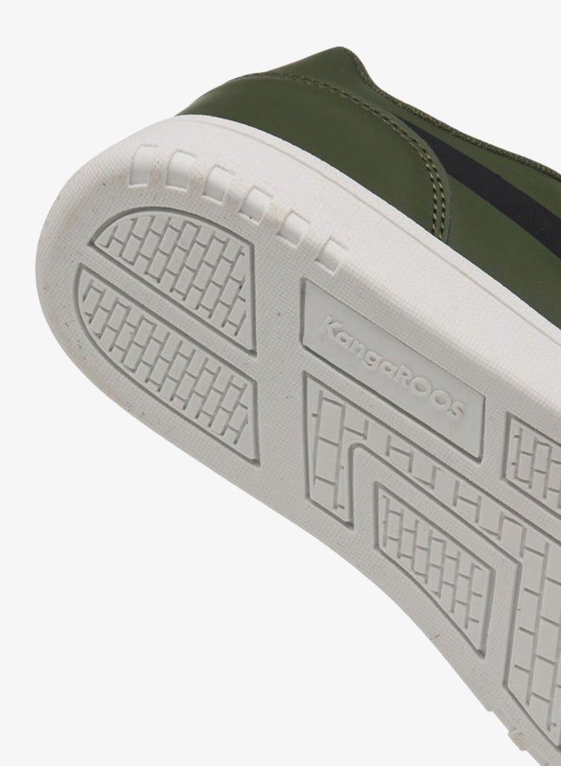 كانغاروس حذاء رياضي نسائي بطبعة شعار وإغلاق بشريط لاصق - Image 5