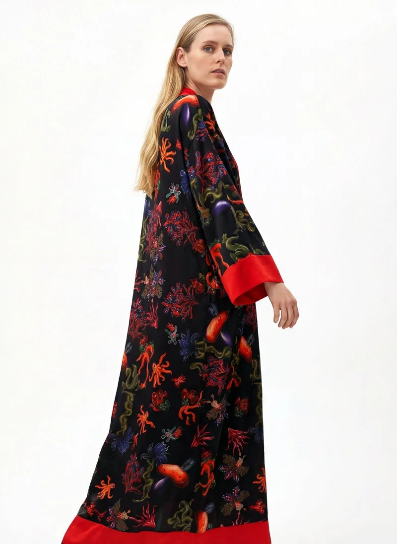 جانارا جونز Psycho Mushrooms Satin Abaya Kaftan