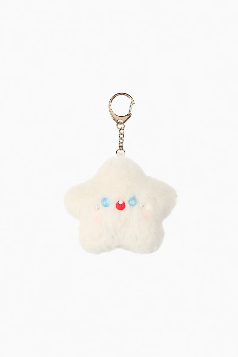 اتش اند ام حلية للحقيبة بتصميم منفوش