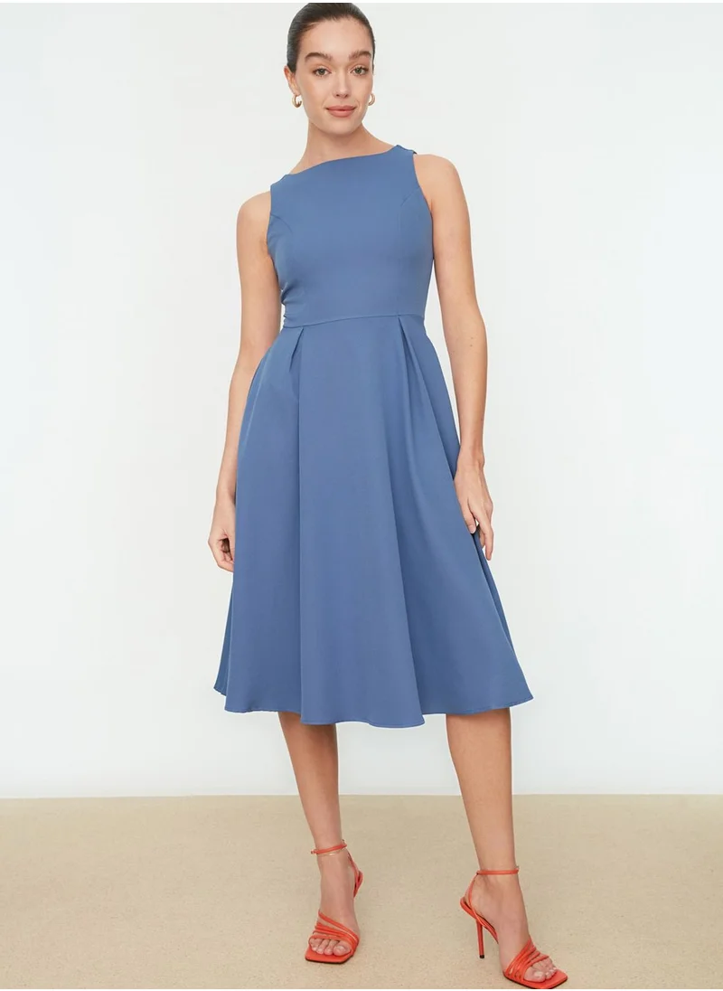 trendyol Round Neck Pleated Dress