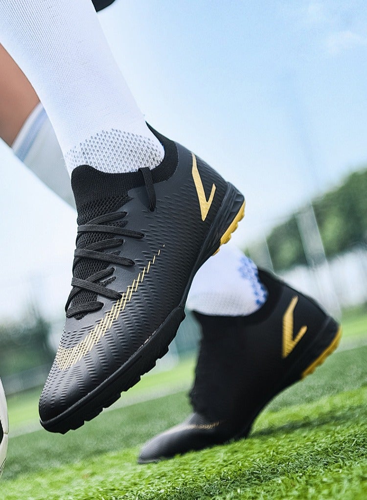 SKT Shiketro New Short Nail Youth Football Shoes Sports Training Shoes Fashion Shoes - Image 4