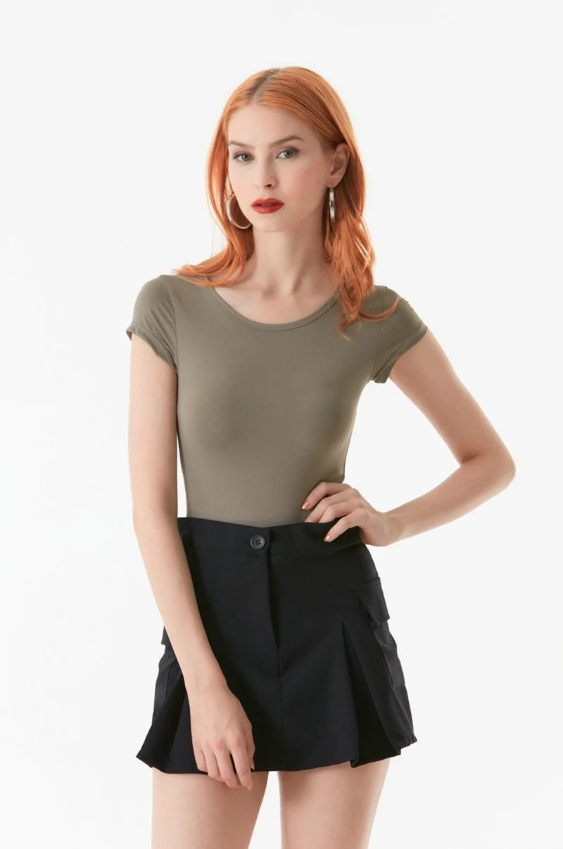 فولامودا Basic Crew Neck Bodysuit