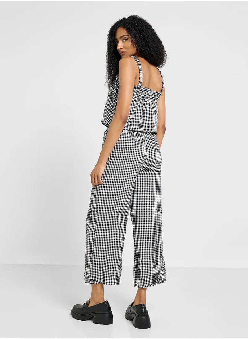 جينجر Gingham Ruffled Top & Straight Fit Pant Co-Ord Set