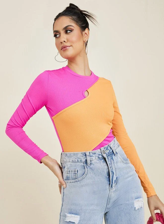 ستايلي Long Sleeves Colourblock Ribbed Fitted Knit Bodysuit