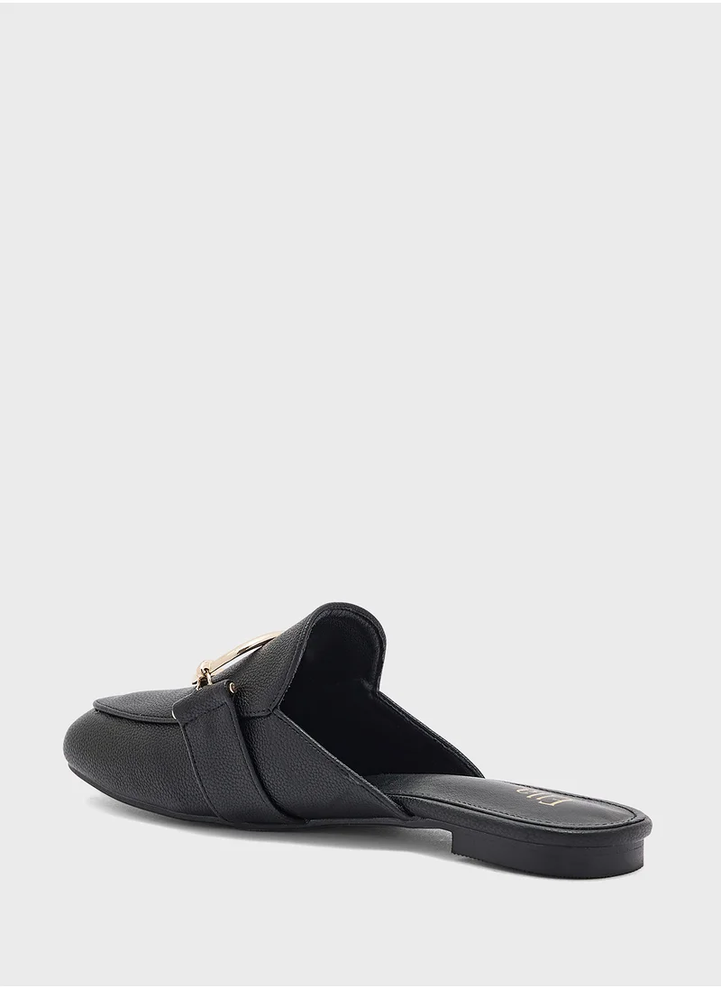 ELLA Oval Trim Detail Slip On Shoe