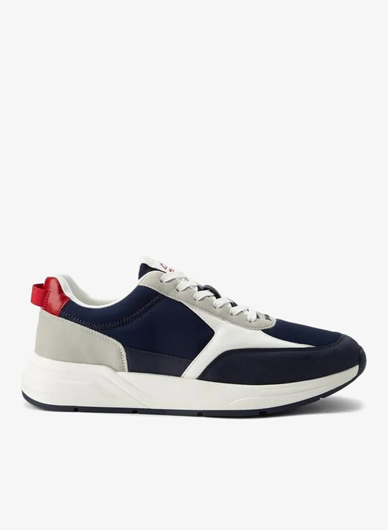 Men Lace-Up Sports Shoes