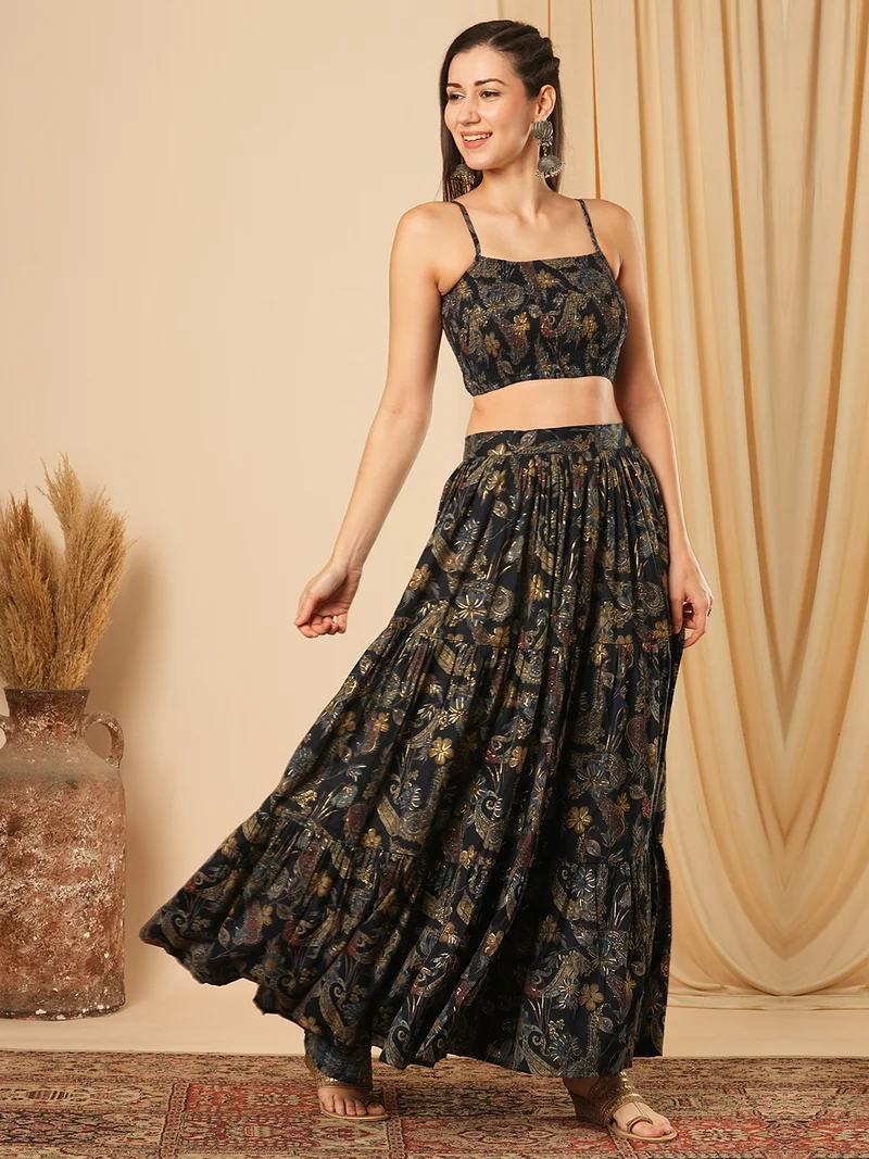 جلو باص Women Printed Top With Skirt Co-Ords