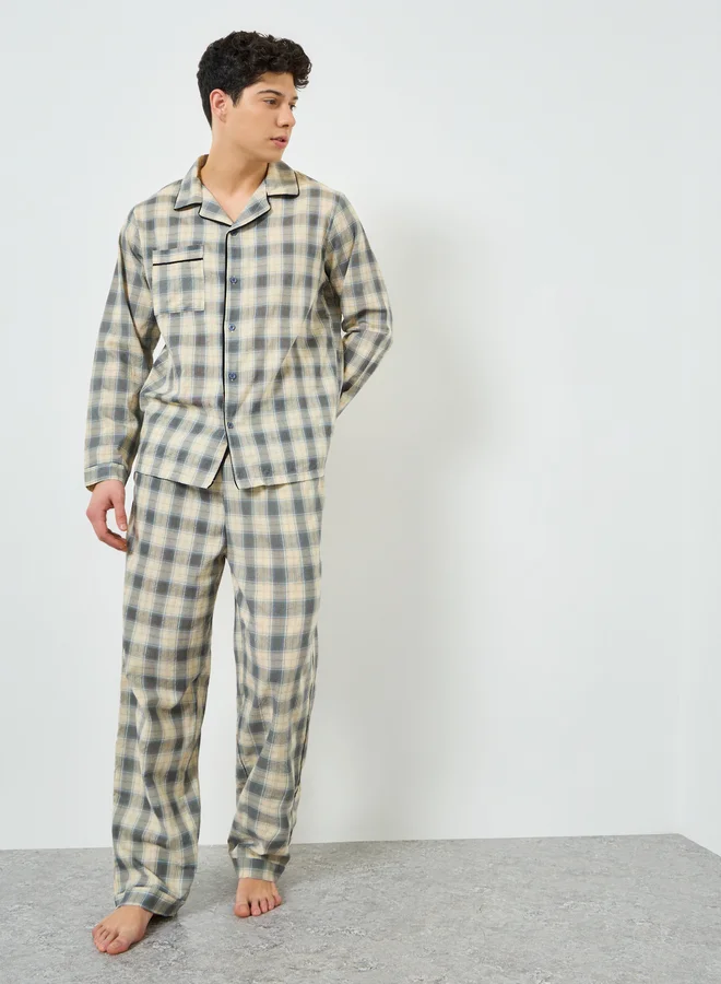 Men Relaxed Checkered Shirt and Pyjama Set