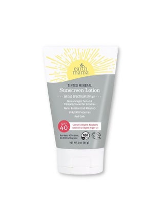 Tinted Mineral Sunscreen Lotion SPF 40, Contains Organic Argan and Red Raspberry Seed Oil, 3-Ounces - pzsku/Z5F6AAFE90F84C090A2B5Z/45/_/1686762448/e8872638-9435-46c3-8697-6f00704cfa94