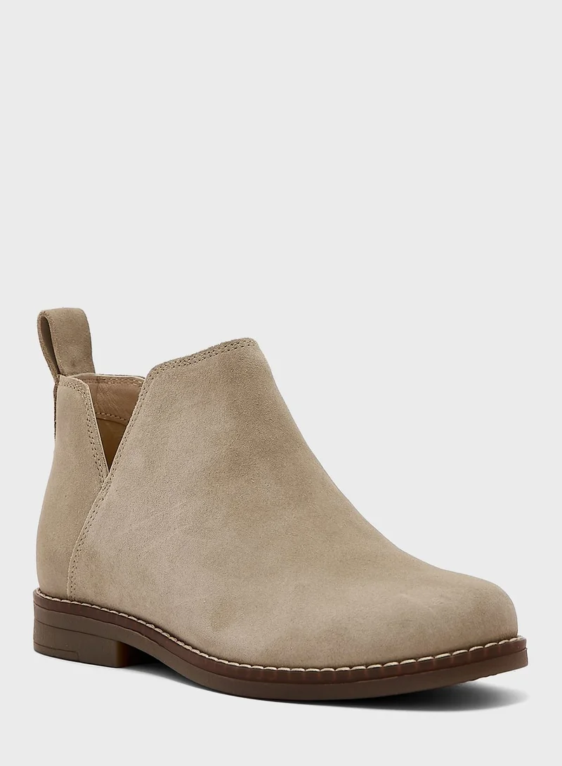 Hush Puppies Poinetd Too Flat Heel Booties