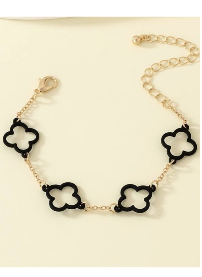 YUCCA - Elegant and Modern Flower Design Bracelet in Black - Image 1