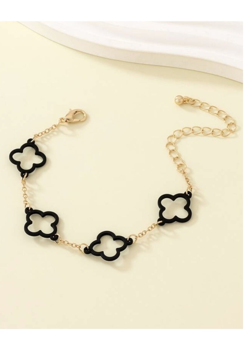 YUCCA - Elegant and Modern Flower Design Bracelet in Black - Image 1