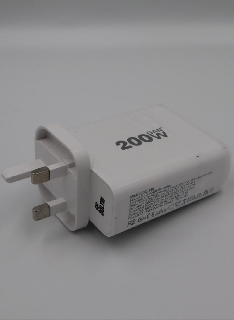 دولتري محول طاقة متعدد الوظائف 200 واط للشحن السريع للهواتف وأجهزة الكمبيوتر المحمولة والأجهزة اللوحية (أبيض) - Image 3