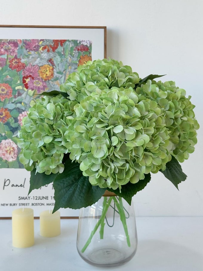 4PCS LIGHT GREEN SILK HYDRANGEA ARTIFICIAL FLOWER LIFELIKE BIG BLOOMS 20 LONG STEM FAUX HYDRANGEA FLOWER BOUQUETS FOR HOME PARTY INDOOR OUTDOOR WEDDING TABLE CENTERPIECE DECOR
