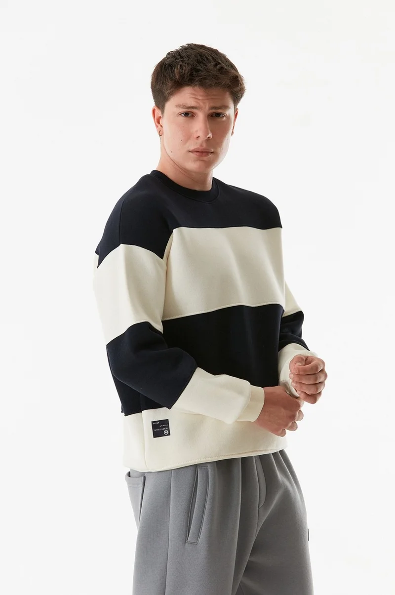 فولامودا Color Block Crew Neck Sweatshirt