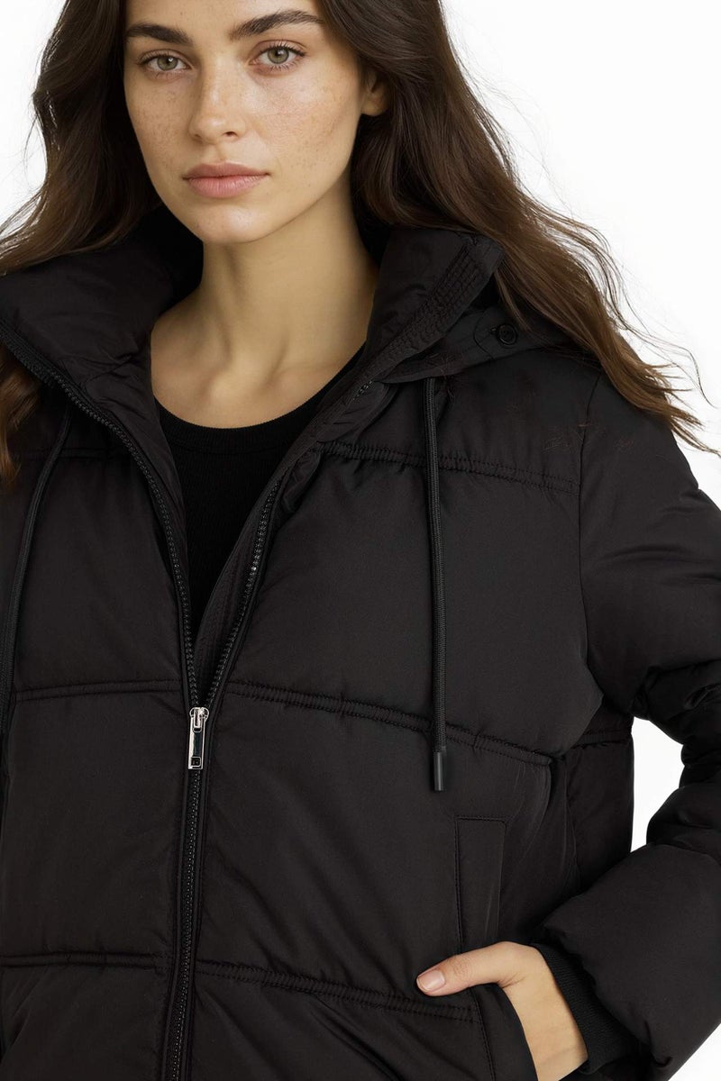 DeFacto Regular Fit Hooded Zippered Puffer Jacket - Image 4