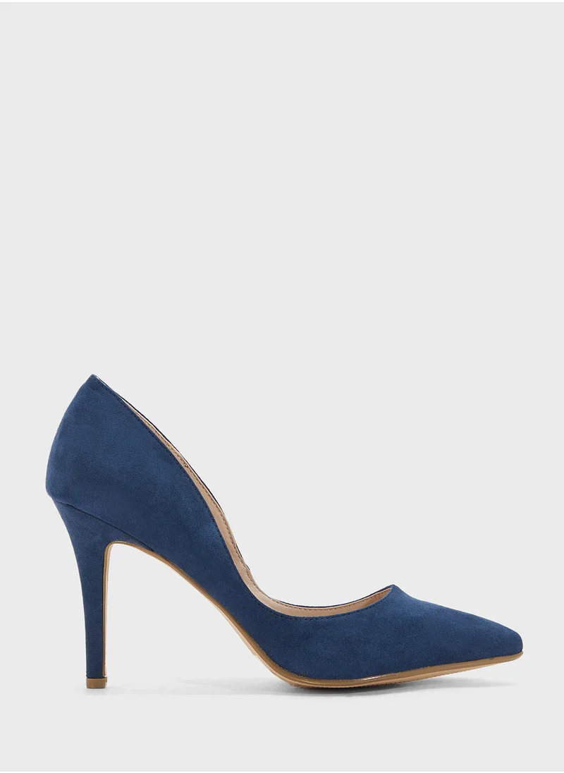 جينجر Pointed Classic Pump
