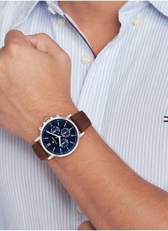 TOMMY HILFIGER Men's Analog Round Shape Leather Wrist Watch 1710585 - 44 Mm  - Image 2