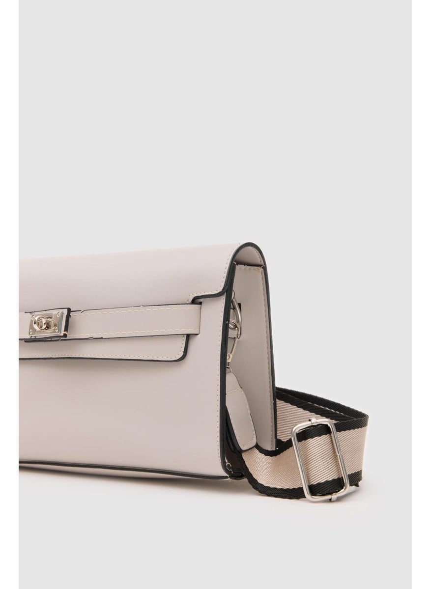 Shule Bags حقيبة كلاتش رمادية قابلة للقفل كيللي  - Image 3