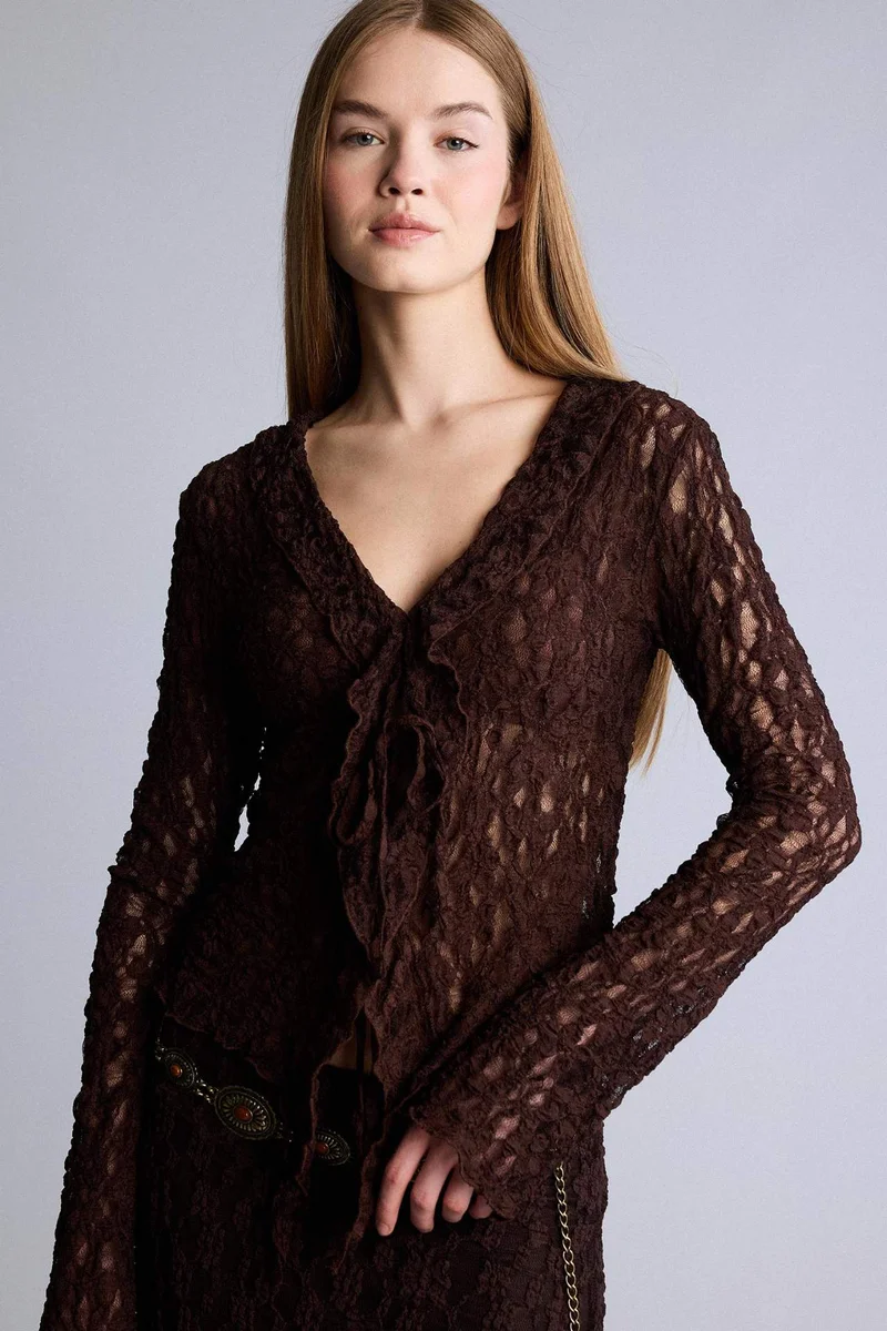 ديفاكتو Slim Fit V-Neck Long Sleeve Blouse