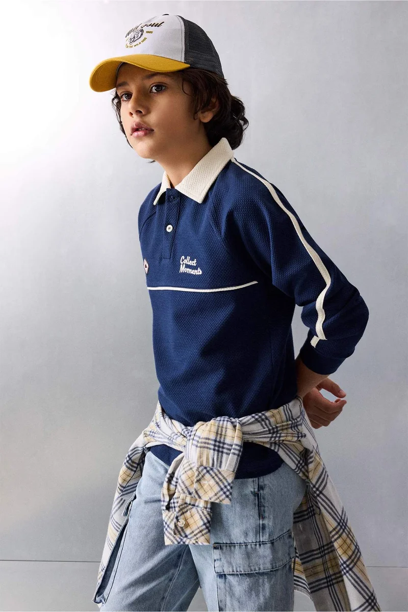 ديفاكتو Oversize Fit Printed Long Sleeve Polo T-Shirt