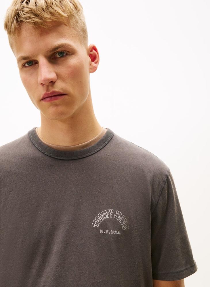 TOMMY JEANS 90s Western Back Logo T-Shirt - Image 3