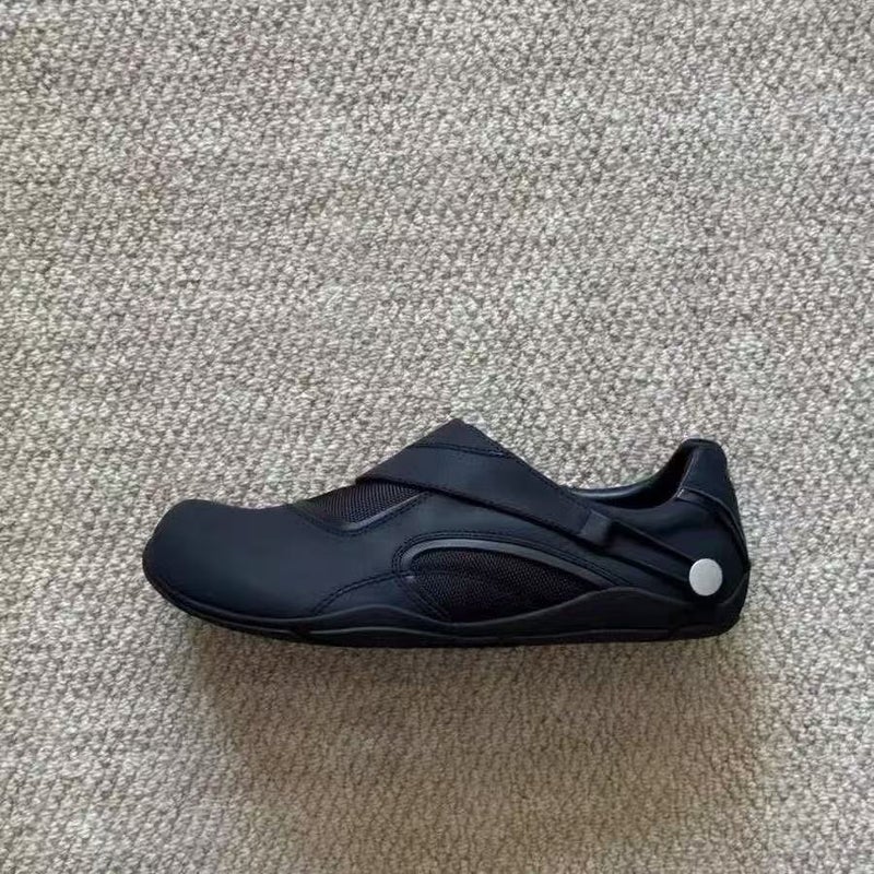 Unisex Casual Breathable Lace-up Sneakers – Black - Image 2