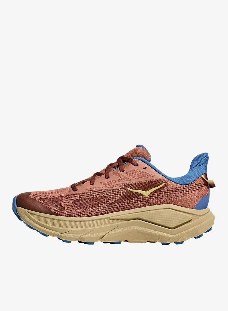 Hoka Challenger 8