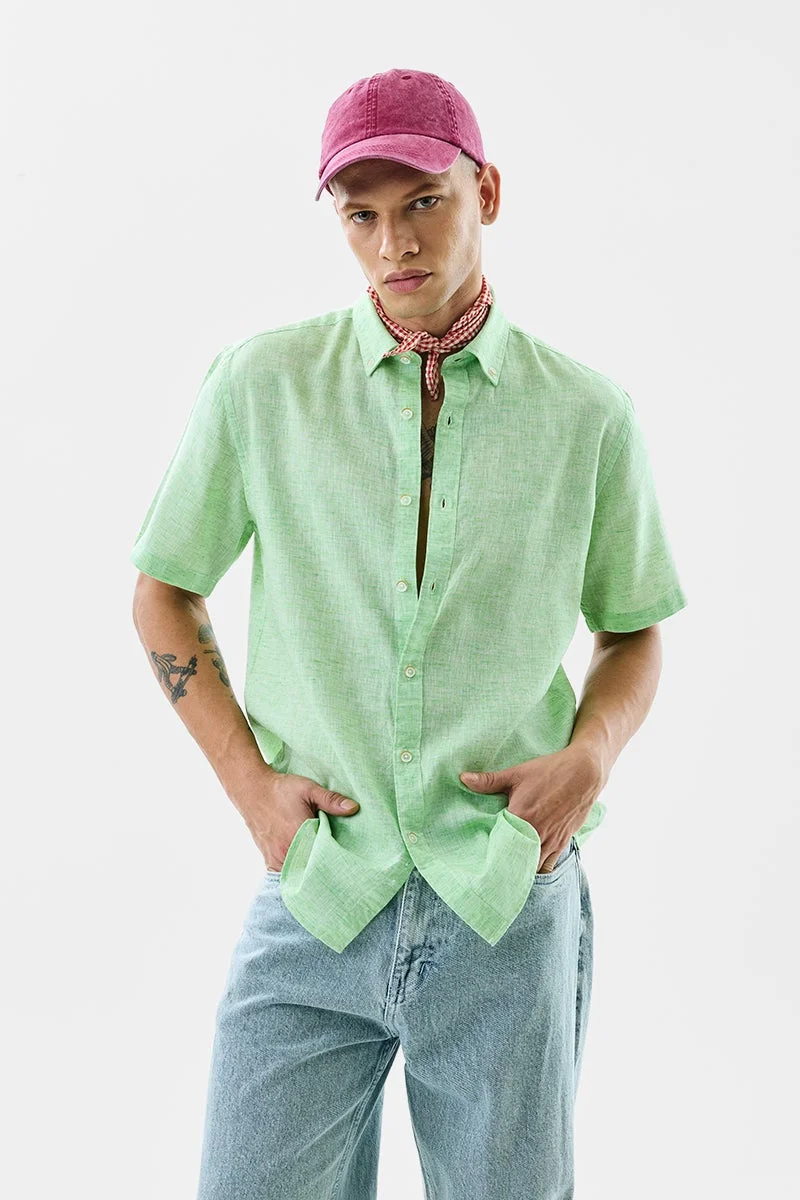 سنيتش Light Green Solid Half Sleeve Slim Fit Shirt