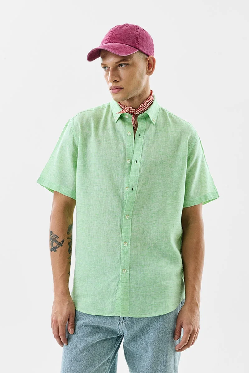 سنيتش Light Green Solid Half Sleeve Slim Fit Shirt