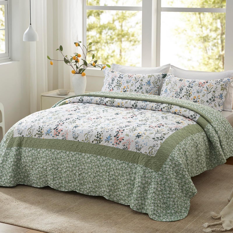 LEAONME California King Size Quilt Set 3-Piece Lightweight Bedspread Coverlet 120''x120'' Garden Style Floral Printed Oversized Bedding Set with Shams for All Season - Image 1