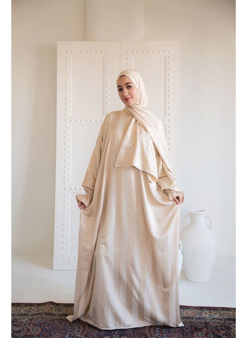 Luxurious prayer shawl for complete comfort and devotion - Image 1