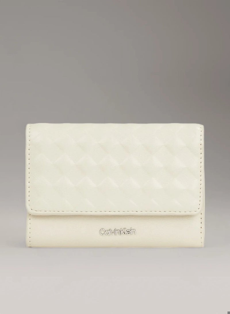 CALVIN KLEIN Small Quilted RFID Trifold Wallet - Image 1