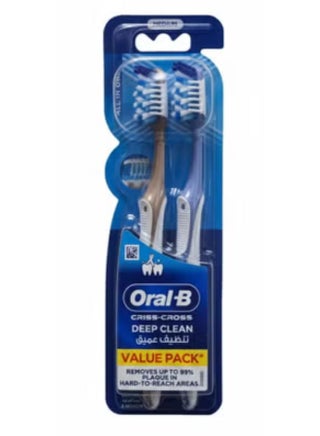 Oral-B Deep Clean removes 99% of plaque in hard-to-reach places. (Packaging may vary)