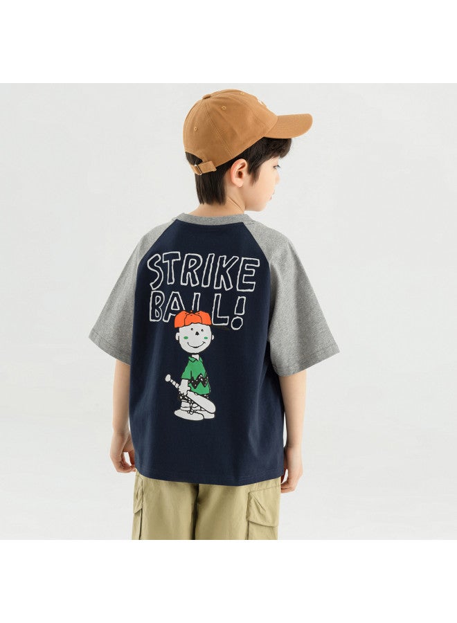 BOY تي شيرت خفيف الوزن بملمس بارد، موضة صيف 2025 للأطفال، طباعة عصرية بأكمام قصيرة - Image 4