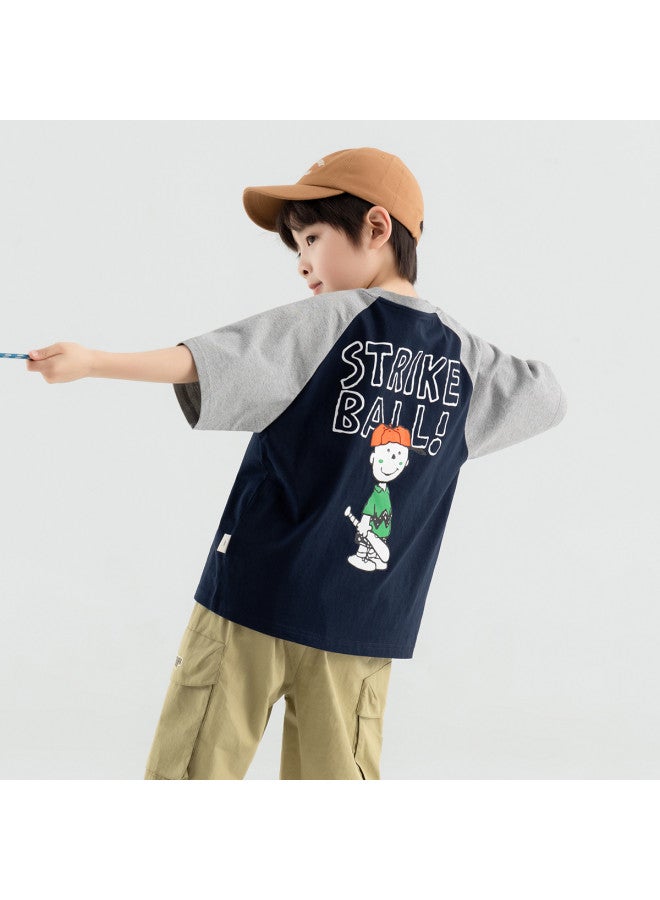 BOY تي شيرت خفيف الوزن بملمس بارد، موضة صيف 2025 للأطفال، طباعة عصرية بأكمام قصيرة - Image 2