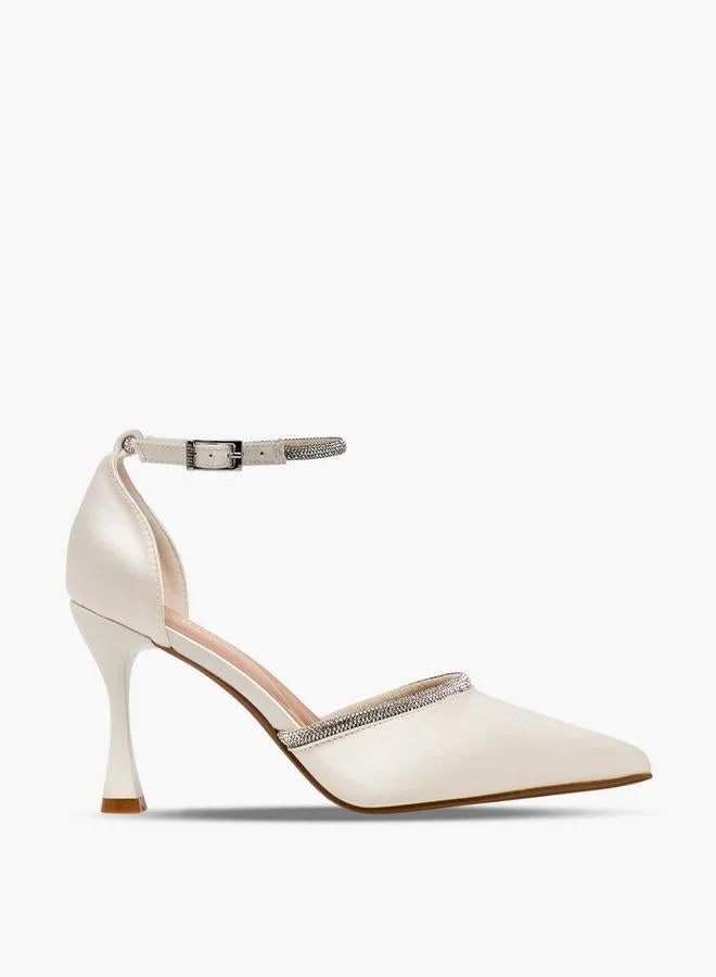 سيليست Women Embellished Flared Heel Shoes