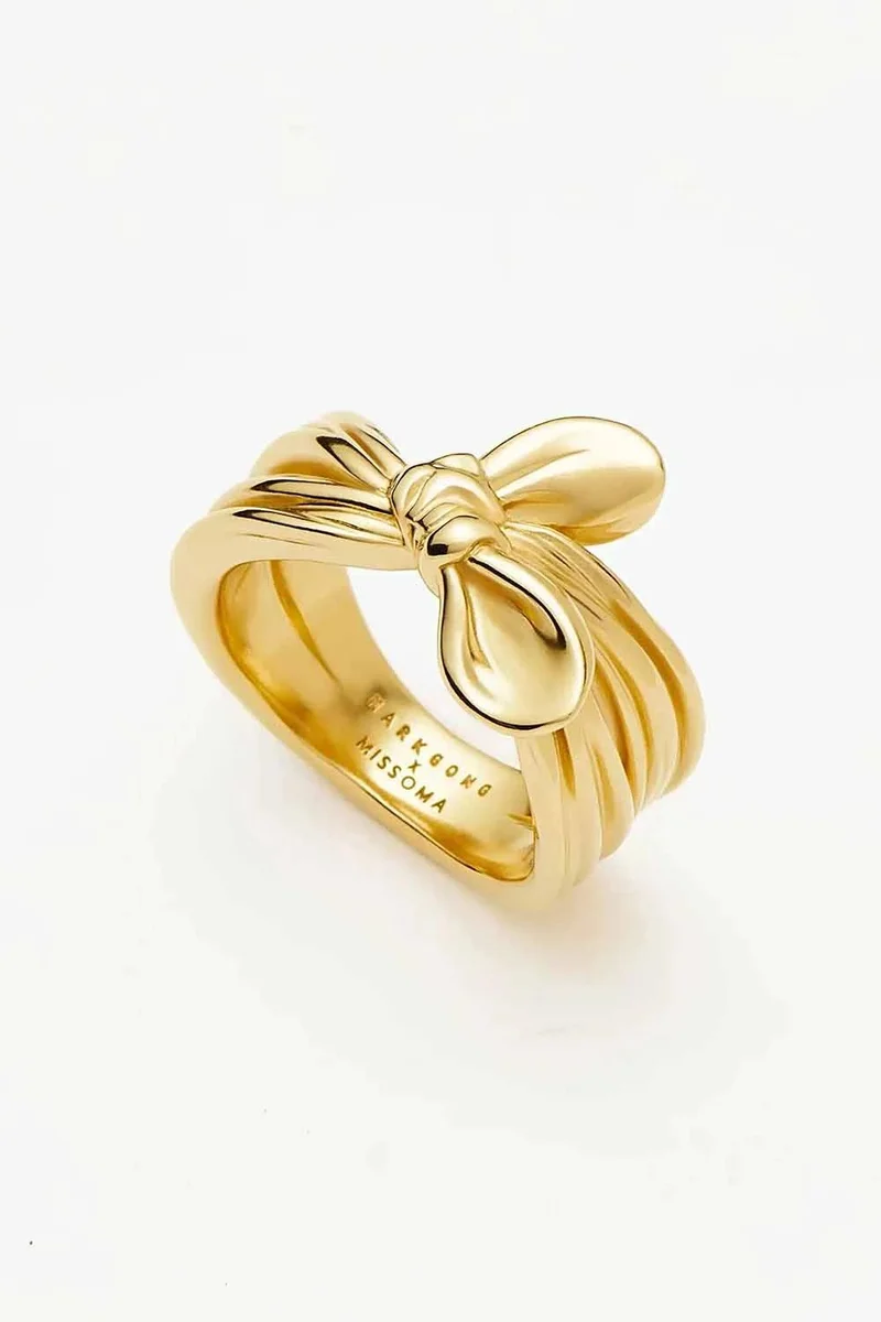 Missoma MARK GONG BOW STATEMENT RING