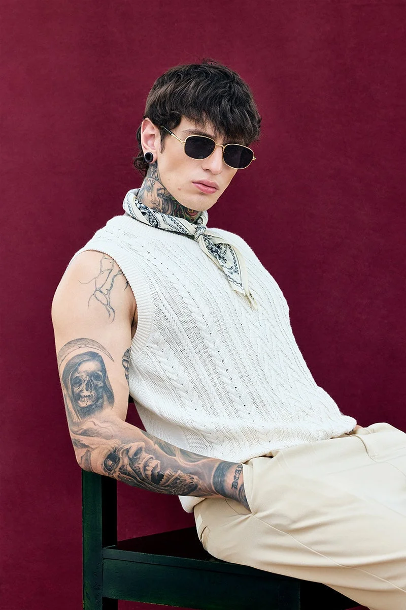 سنيتش سترة صوفية بيضاء محبوكة بأسلوب بوردو