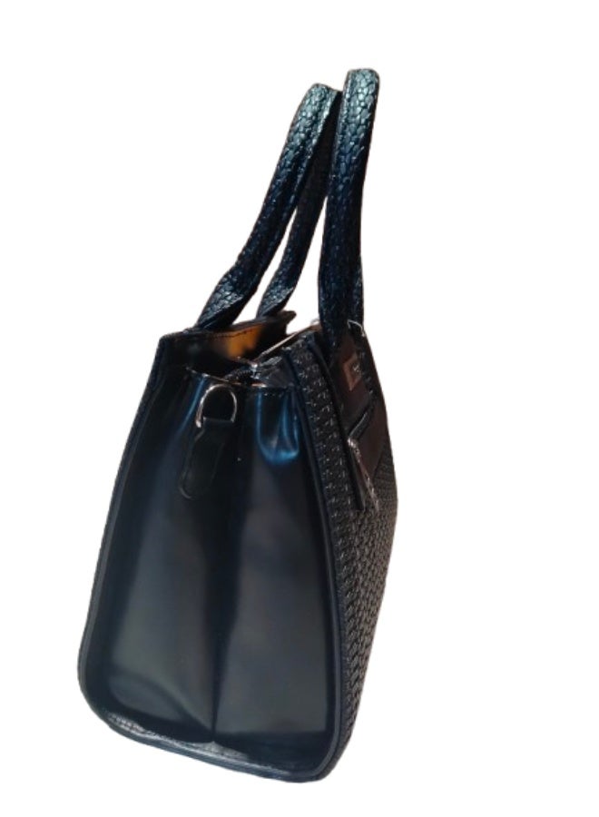 Bunny Luxury women's leather handbag, black color, with a black leather handle and strap. - Image 3