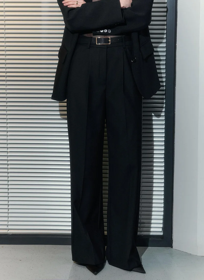 Lichi Loose trousers with wide belt